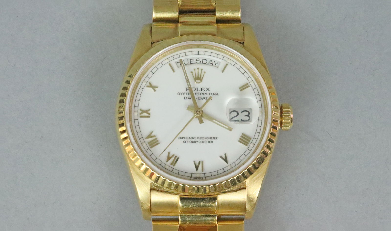 18K ROLEX PRESIDENTIAL PERPETUAL DAY DATE WATCH (1 of 9)
