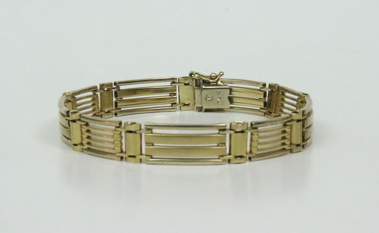 14K FANCY BAR LINK BRACELET (1 of 3)