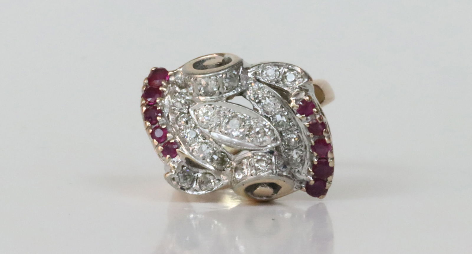 LARGE 14K RETRO DIAMOND & RUBY RING (1 of 5)