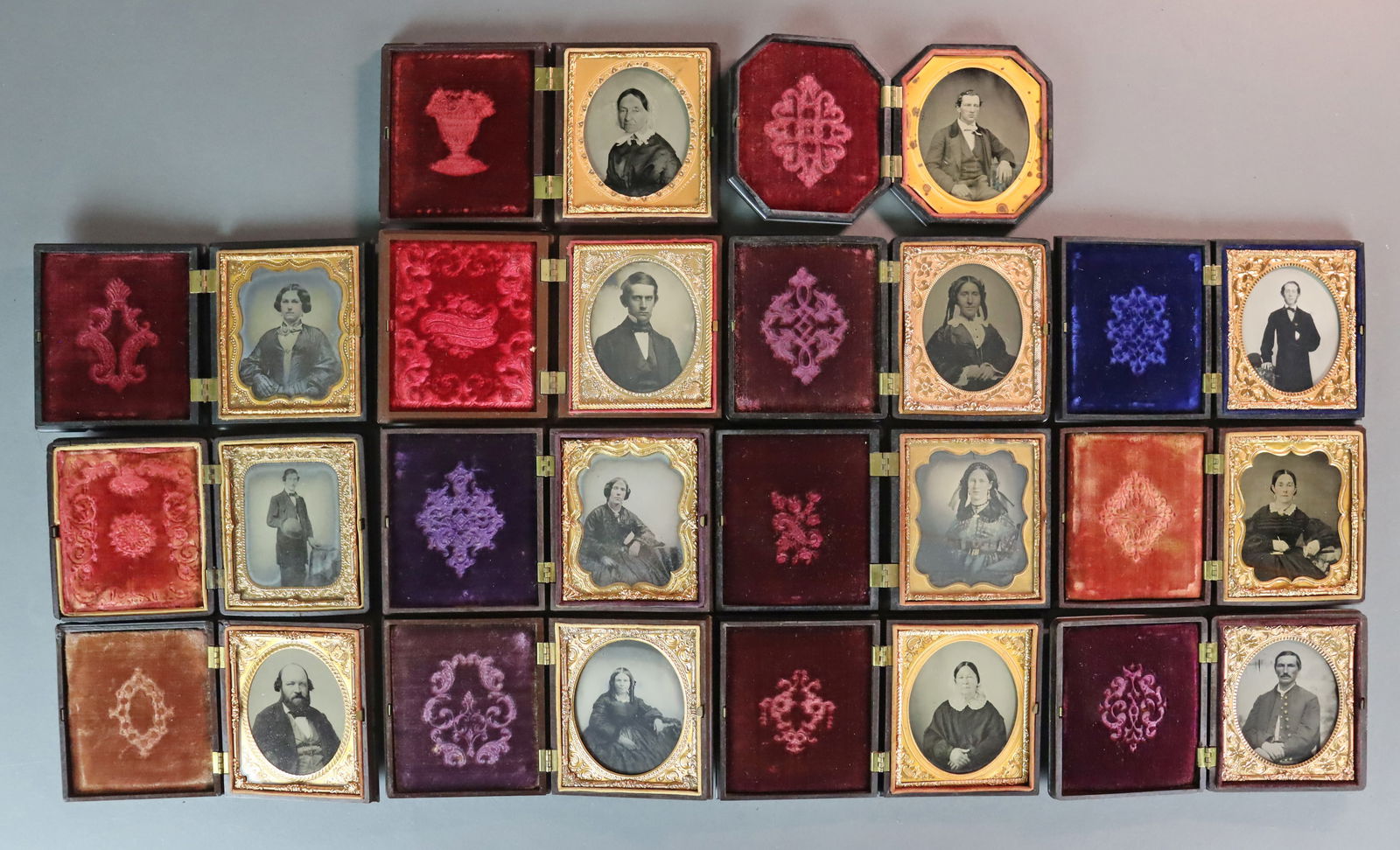 (14) 1/6 AMBROTYPES IN UNION CASES - ADULTS (1 of 8)