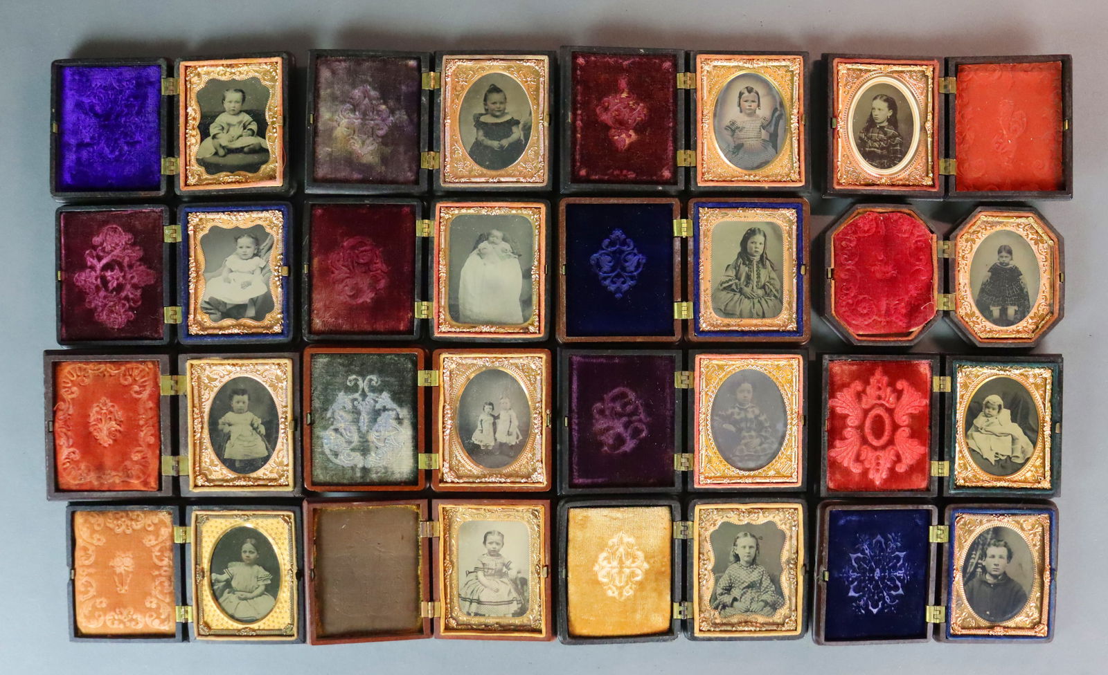 (16) 1/9 PLATE TINTYPES IN UNION CASES- CHILDREN (1 of 8)