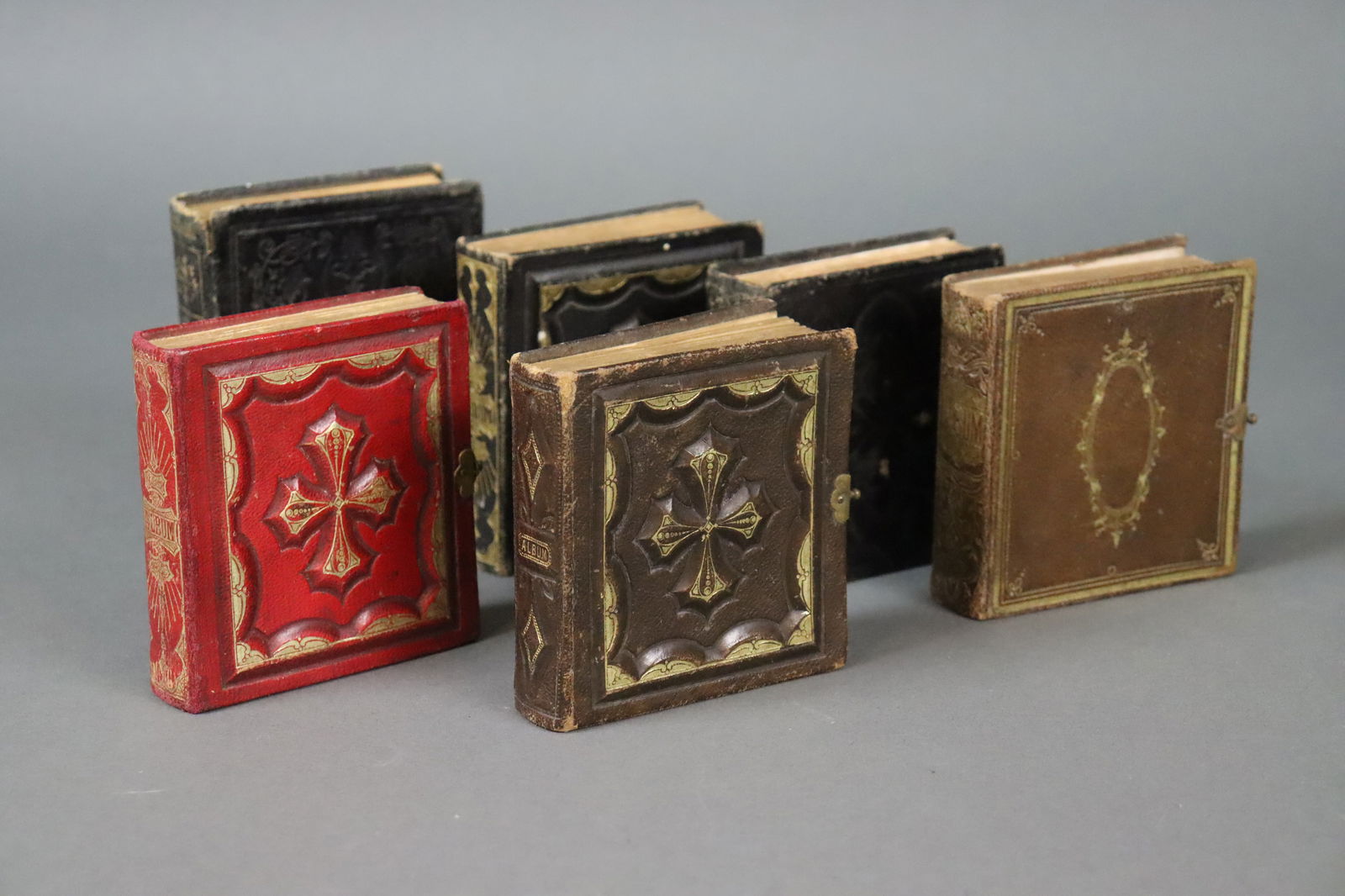 (6) GEM-SIZE TINTYPE ALBUMS - 550+ IMAGES (1 of 3)