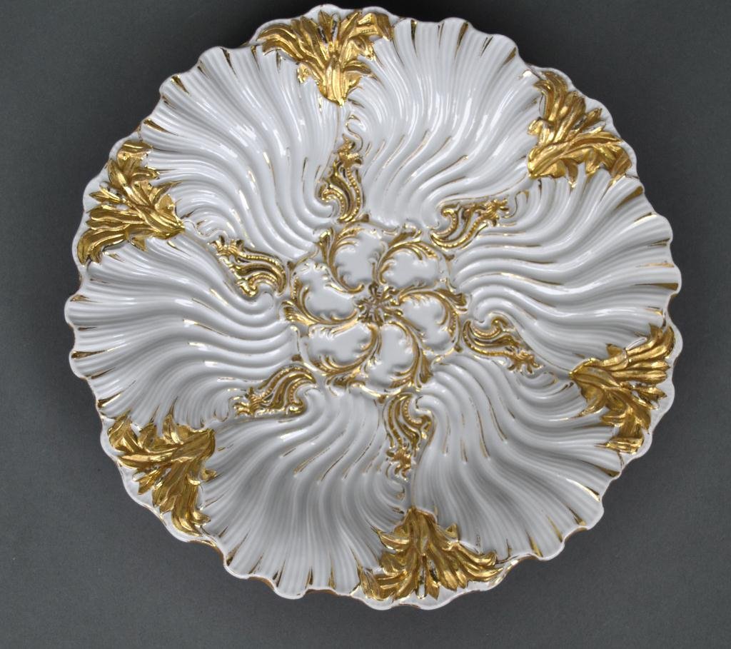 MEISSEN GILT OYSTER PLATE: blue crossed swords mark, gilt wear, 9in.