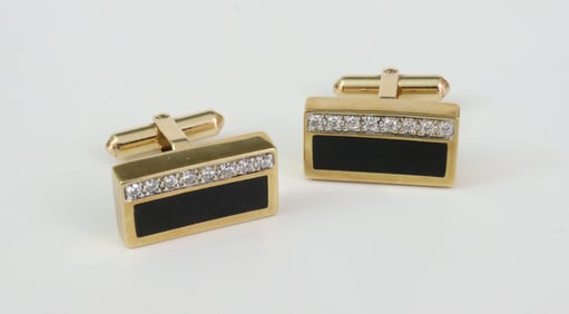 PR. BERNARD PASSMAN 18K DIAMOND & CORAL CUFFLINKS