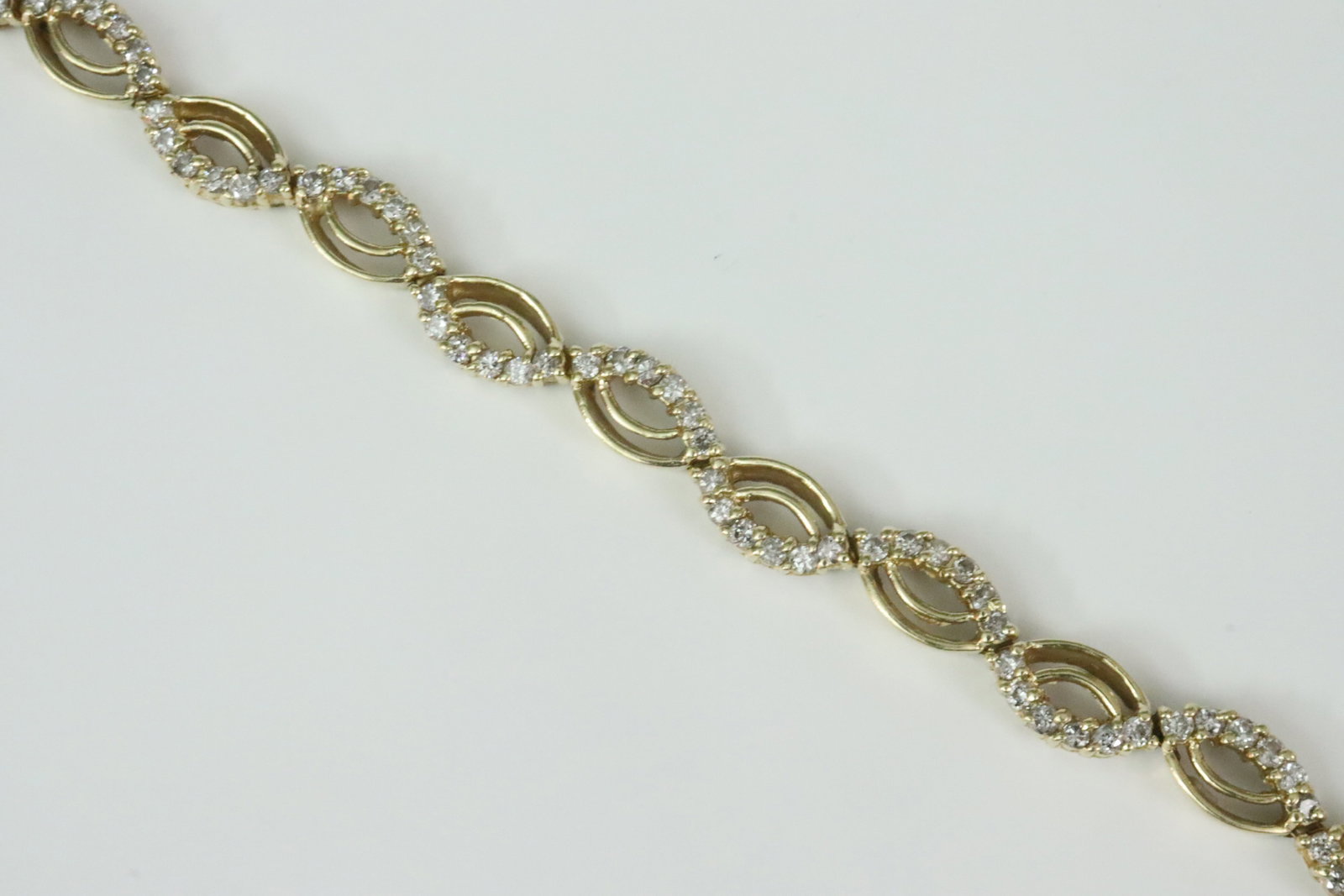 14K DIAMOND SWAG LINK BRACELET (1 of 4)