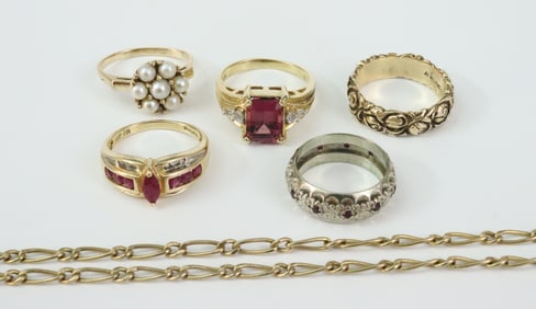 (5) 14K RINGS AND A NECKCHAIN