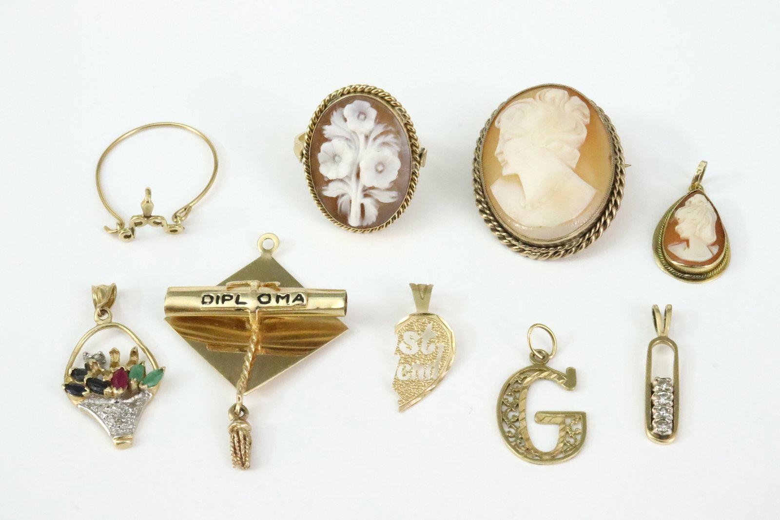 (9) PIECE GOLD JEWELRY GROUP (1 of 1)