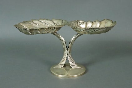 INTERNATIONAL STERLING DOUBLE LEAF BONBON SERVER