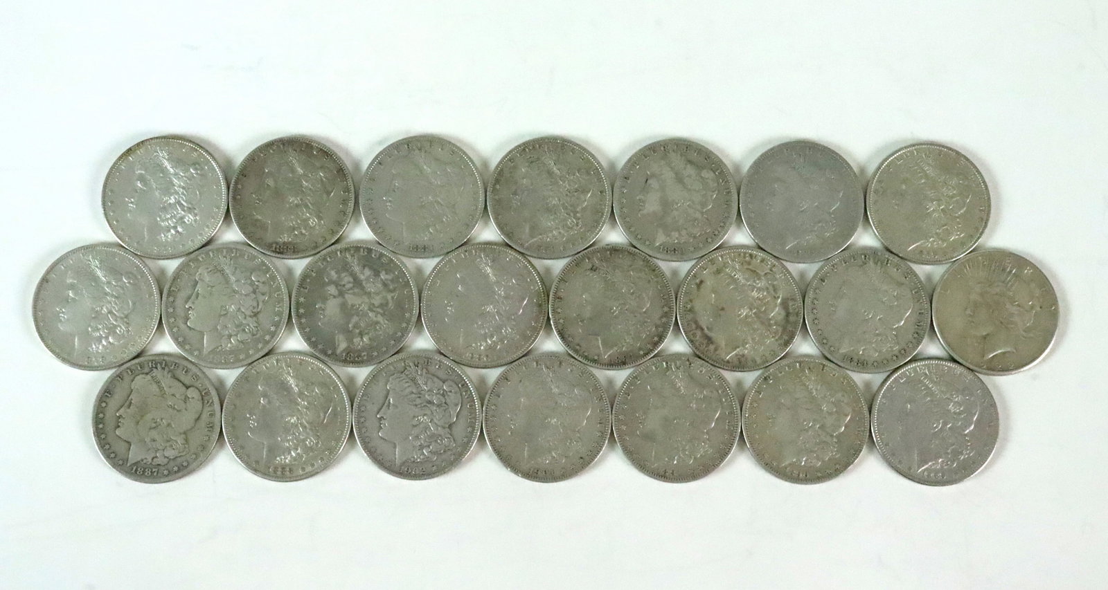(22) US SILVER DOLLAR COINS (1 of 3)