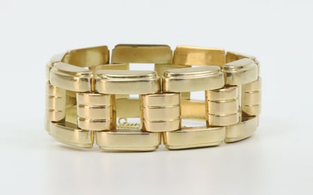 18K LARGE SQUARE LINK BRACELET, 93.7GMS.