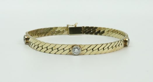 14K HERRINGBONE BRACELET WITH DIAMONDS