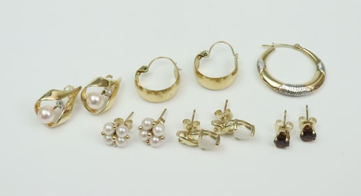 (5) PAIRS 14K EARRINGS AND ONE SINGLE HOOP