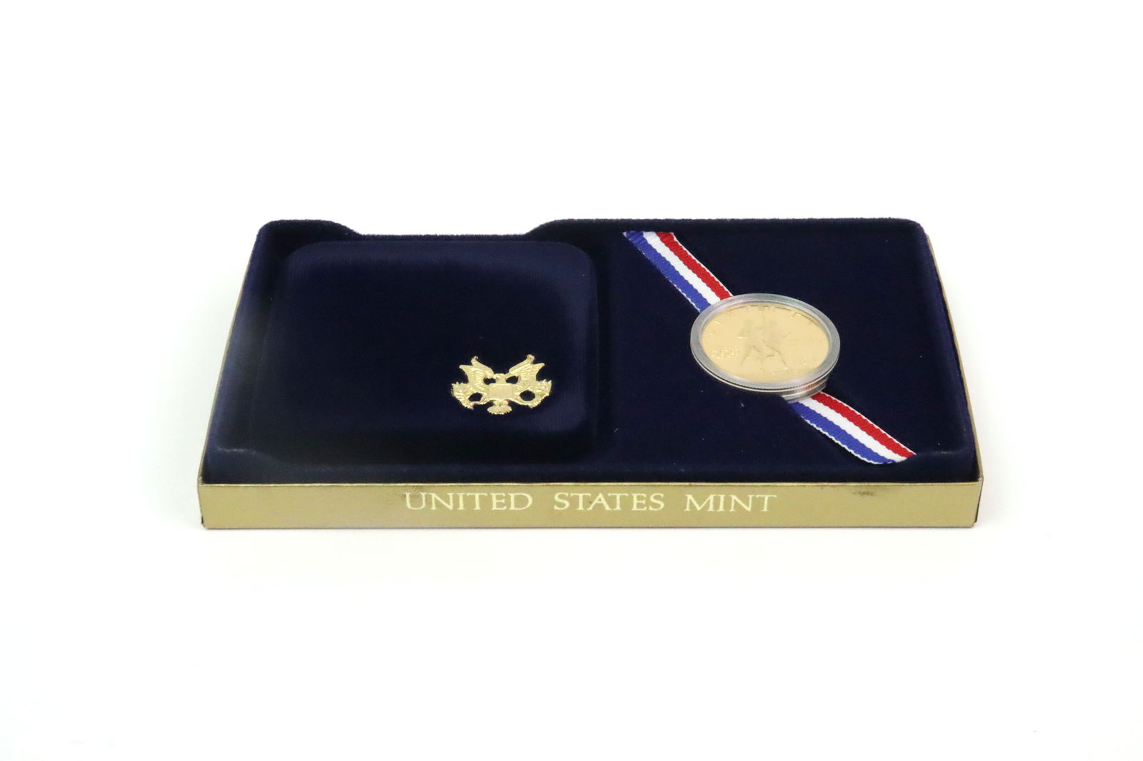 1984-D US $10 GOLD EAGLE OLYMPIC PROOF COIN (1 of 2)