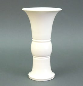 CHINESE DEHUA GU VASE