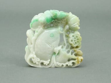 CHINESE JADEITE JADE FISH CARVING