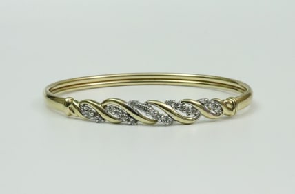 14K DIAMOND BANGLE