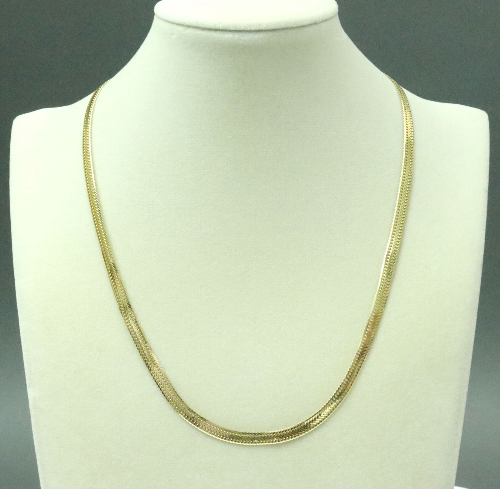 14K FANCY LINK NECKCHAIN: stamped '14Kt Italy', a couple dented areas, 20in., 12.2gms., Opening Bid $600