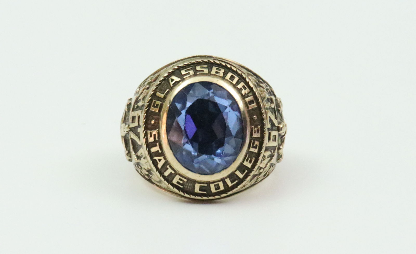 1967 10K COLLEGE RING (1 of 4)