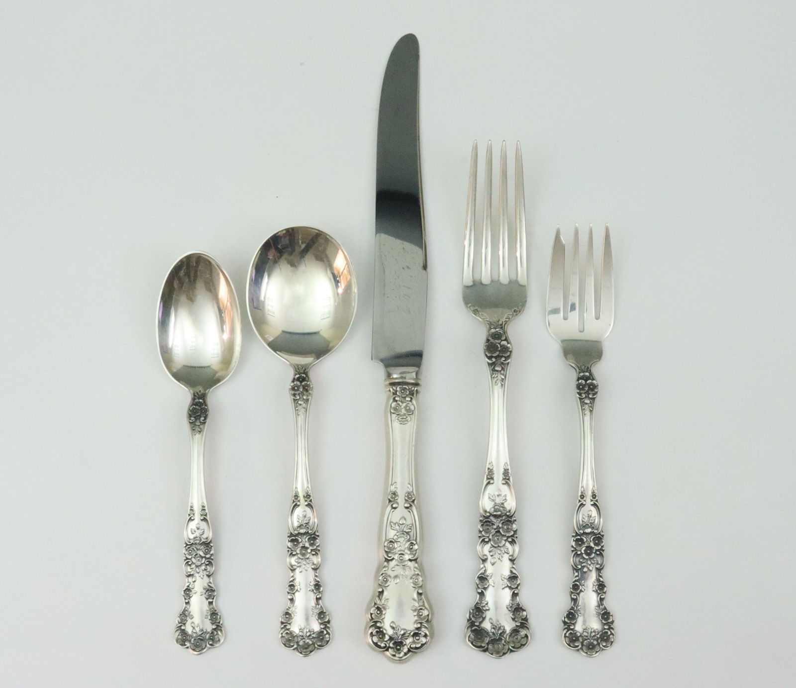 (72) PIECE GORHAM STERLING FLATWARE SERVICE (1 of 2)