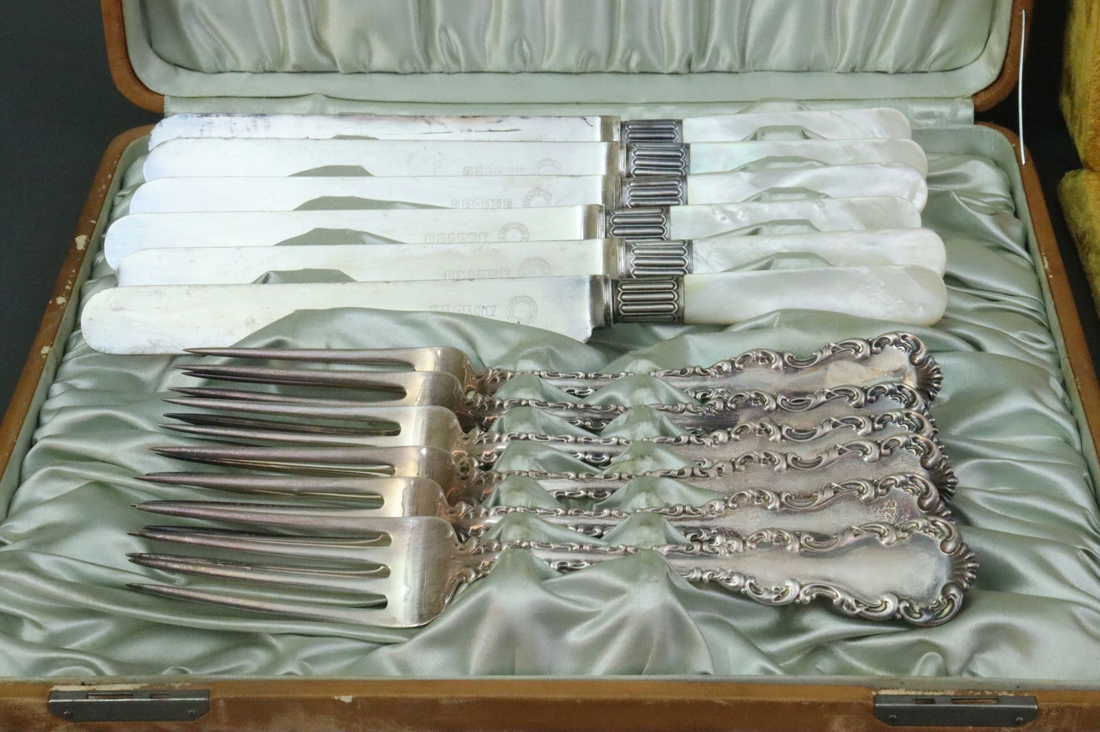 PARTIAL (18) PIECE WHITING STERLING FLATWARE SET - 2