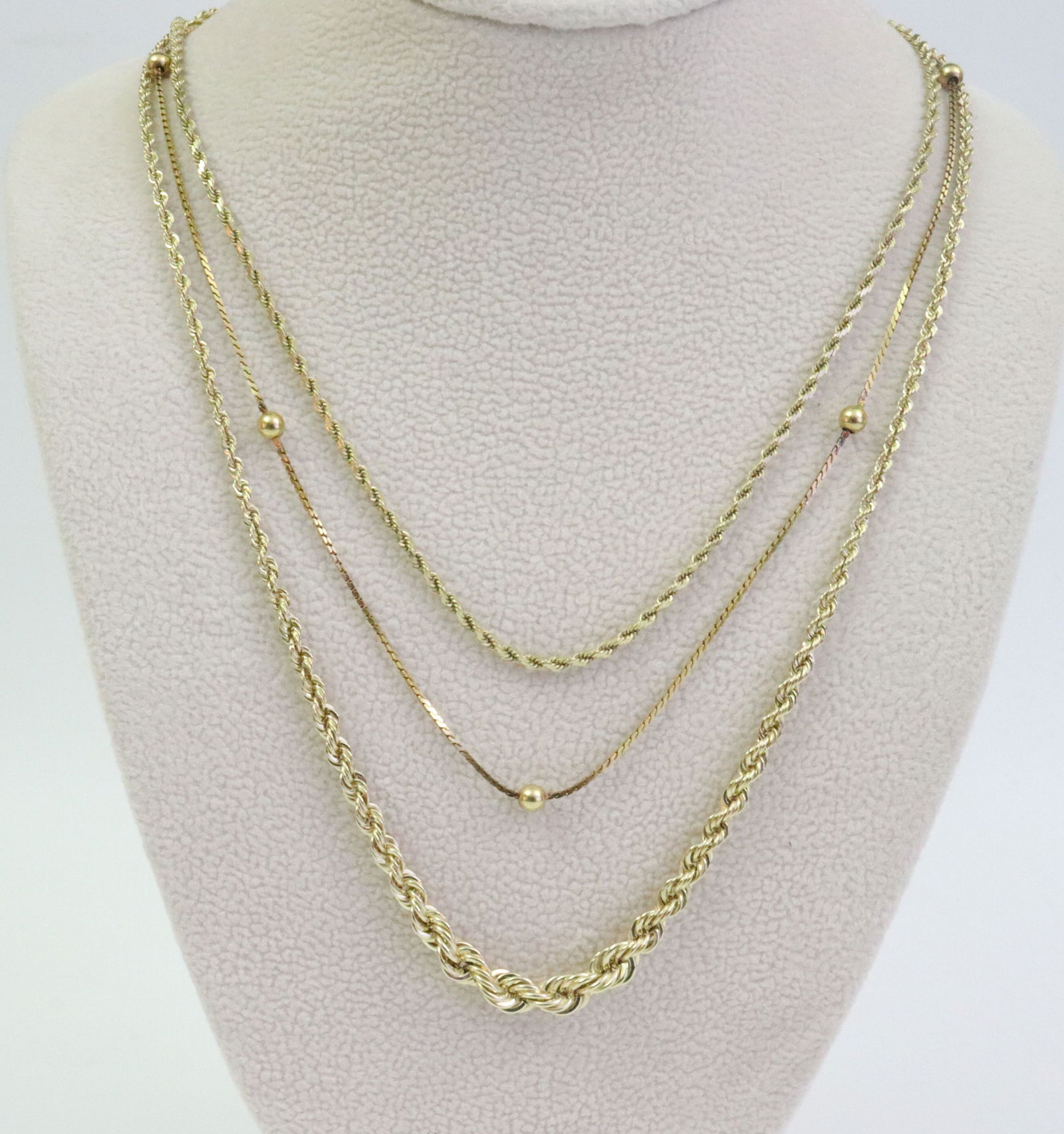 (3) GOLD NECKCHAINS - 3