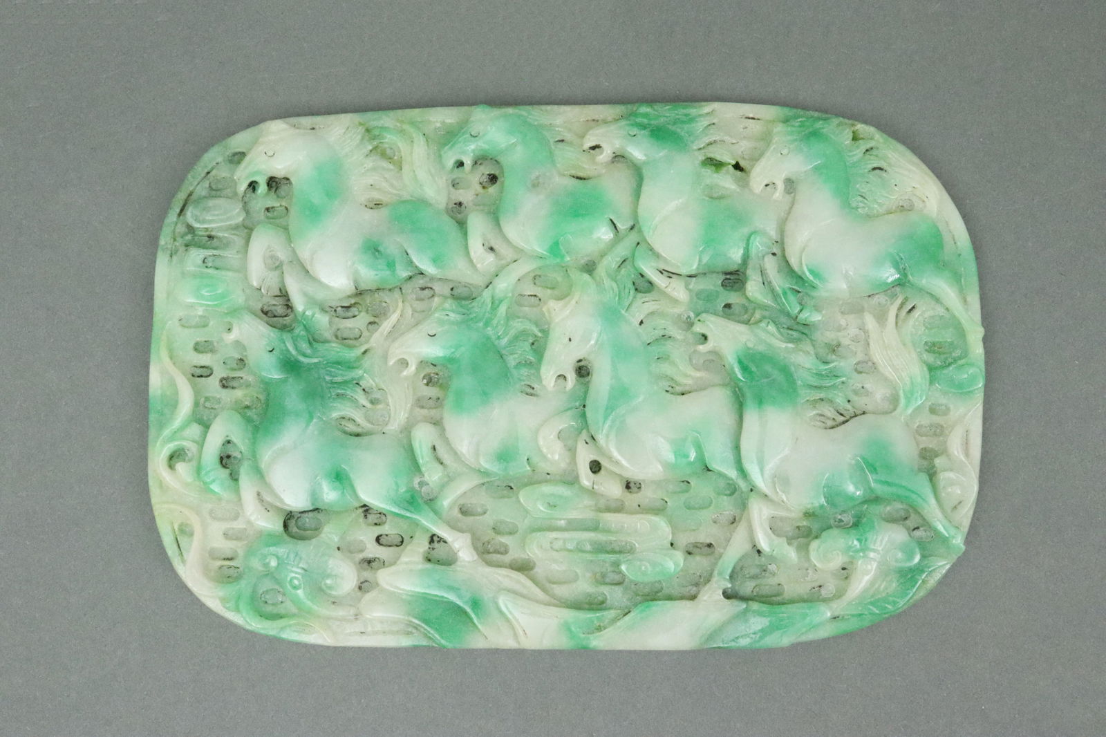 CHINESE CARVED JADEITE JADE HORSE PLAQUE (1 of 2)