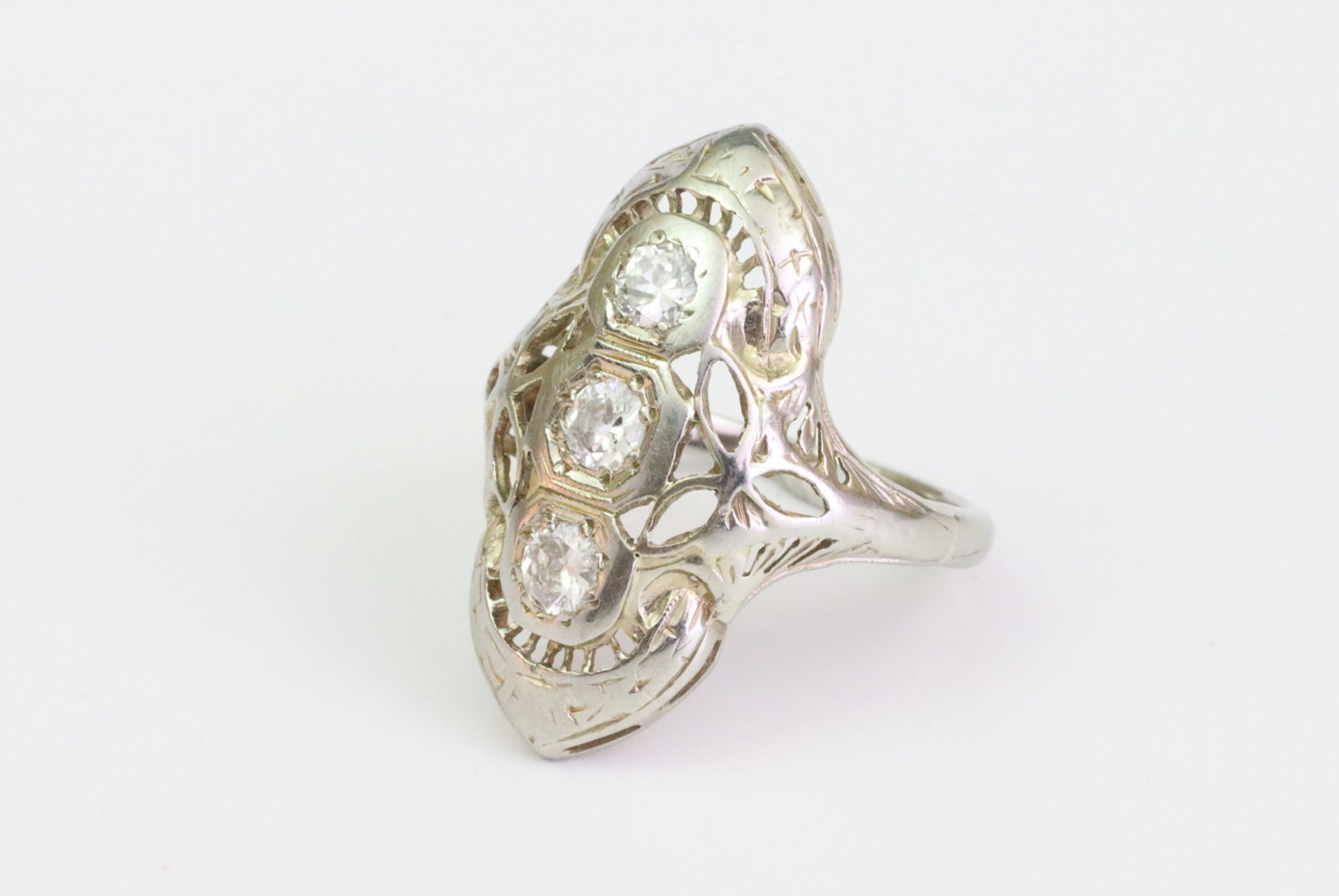 18K ART DECO DIAMOND RING - 2