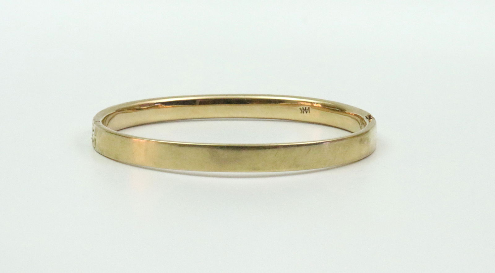 CHILD'S 14K SLIDE HINGED BANGLE BRACELET - 2