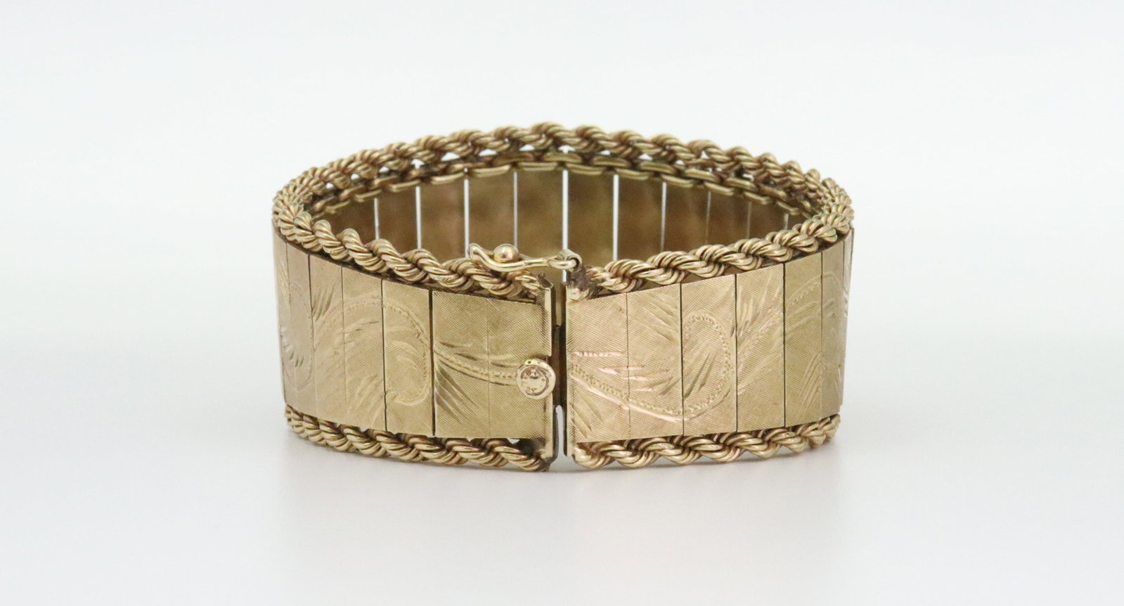 14K TAPERED PANEL LINK BRACELET - 2