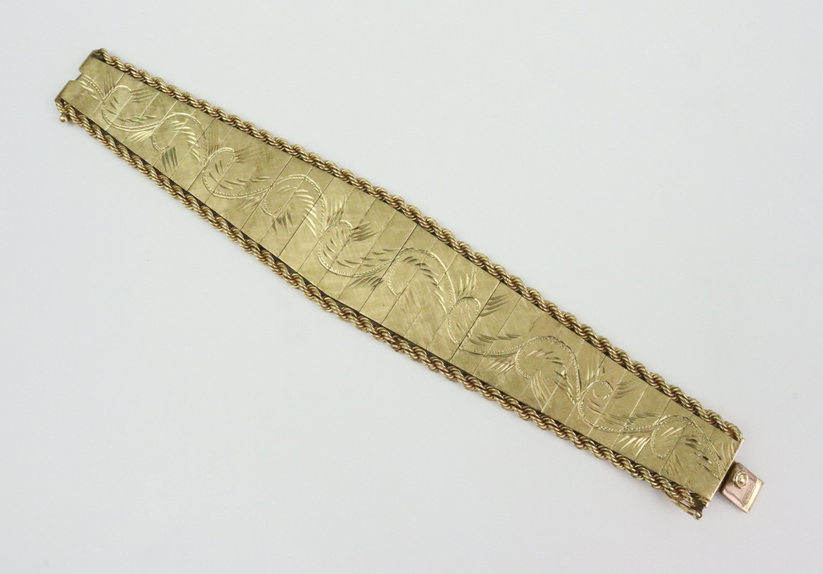 14K TAPERED PANEL LINK BRACELET - 3