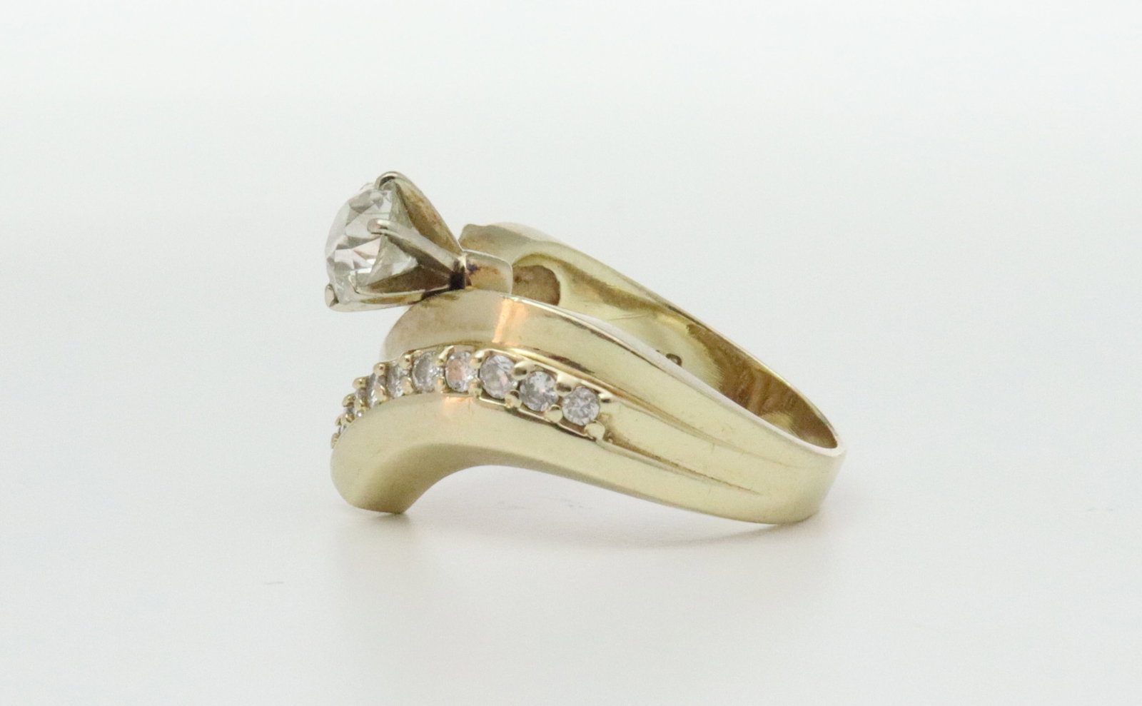 14K DIAMOND WEDDING RING - 3