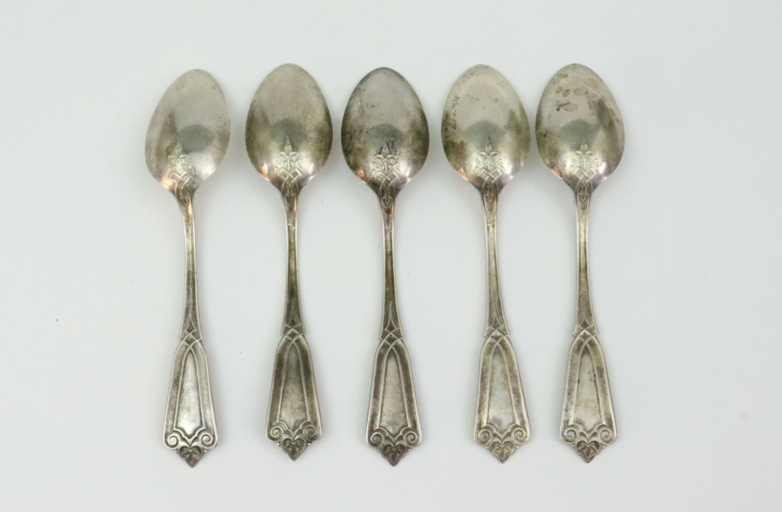 (15) PIECE SILVER GROUP - 10