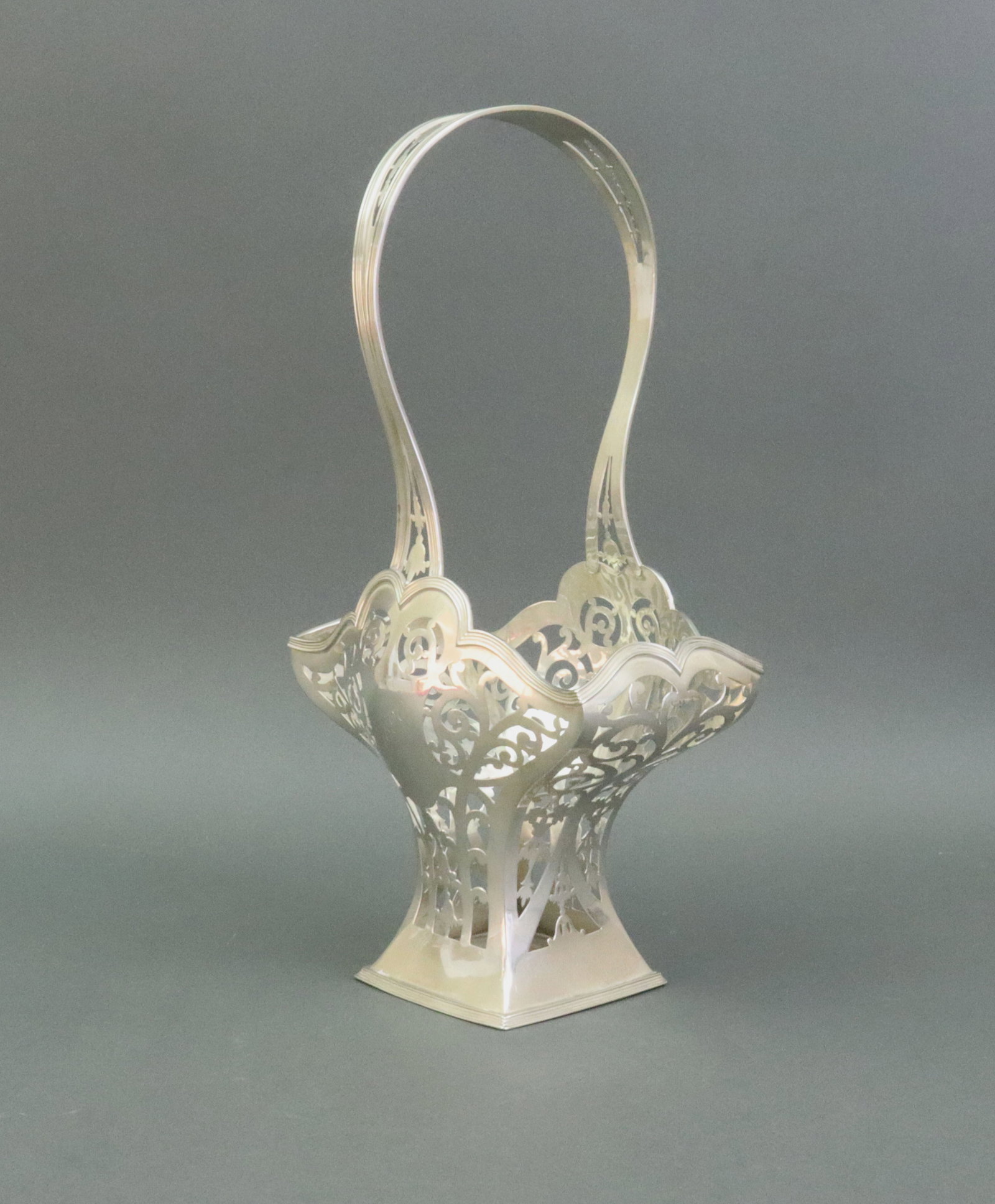 STERLING PIERCED BASKET (1 of 3)