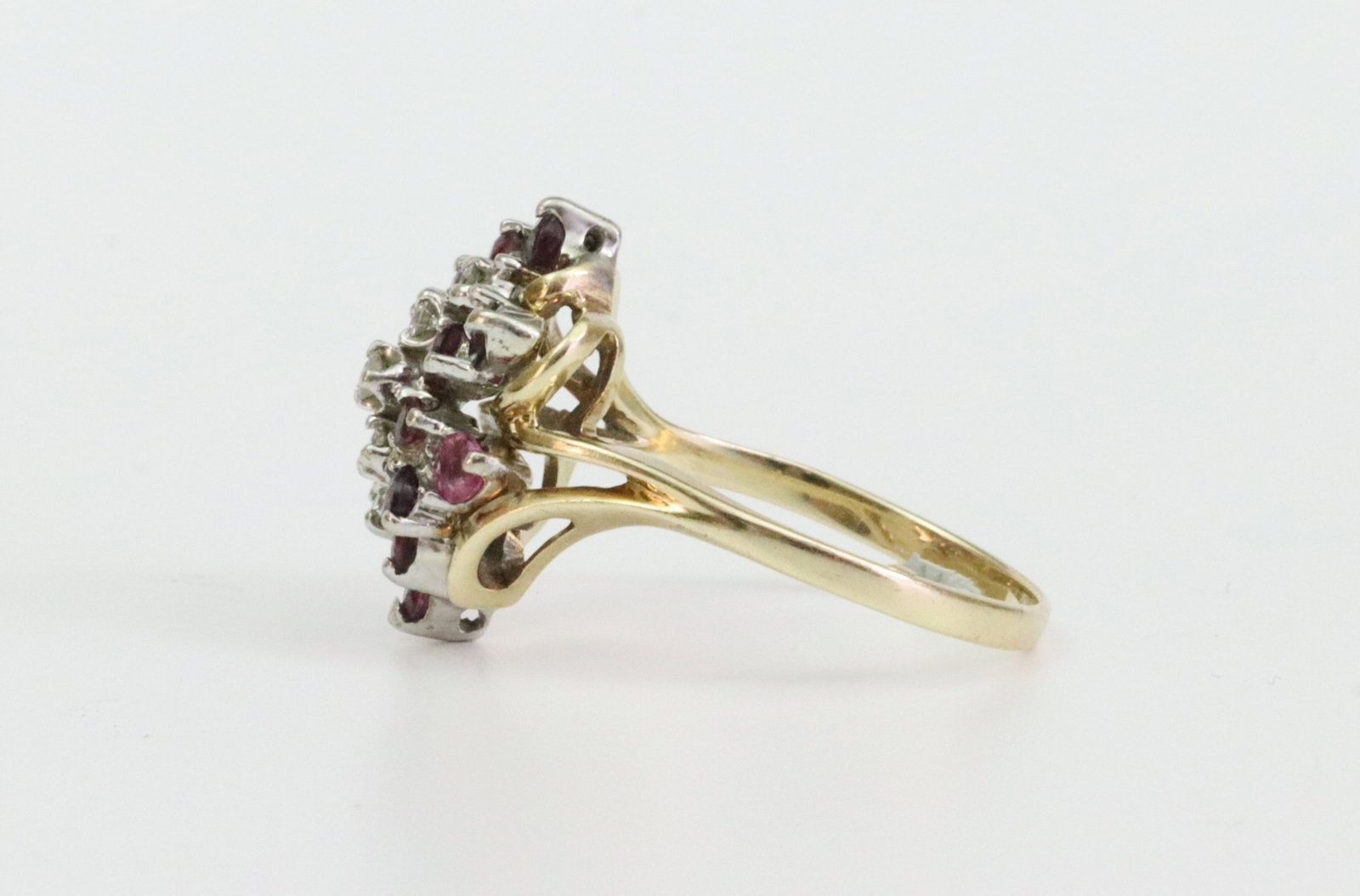 14K RUBY & DIAMOND CLUSTER RING - 2