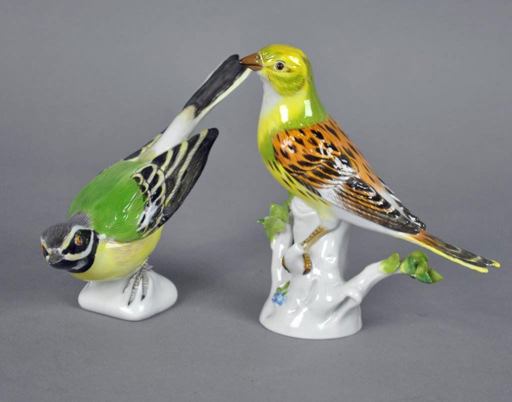TWO MEISSEN PORCELAIN BIRDS: contemporary, each with blue crossed swords mark, tallest 5in.