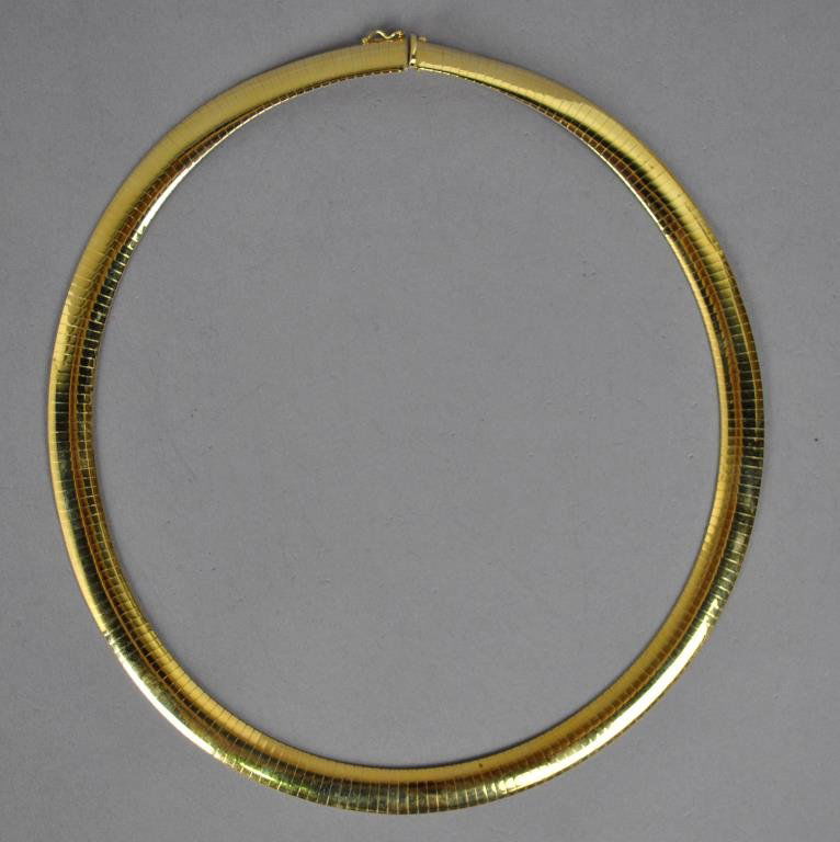 14K ITALIAN GOLD OMEGA NECKLACE