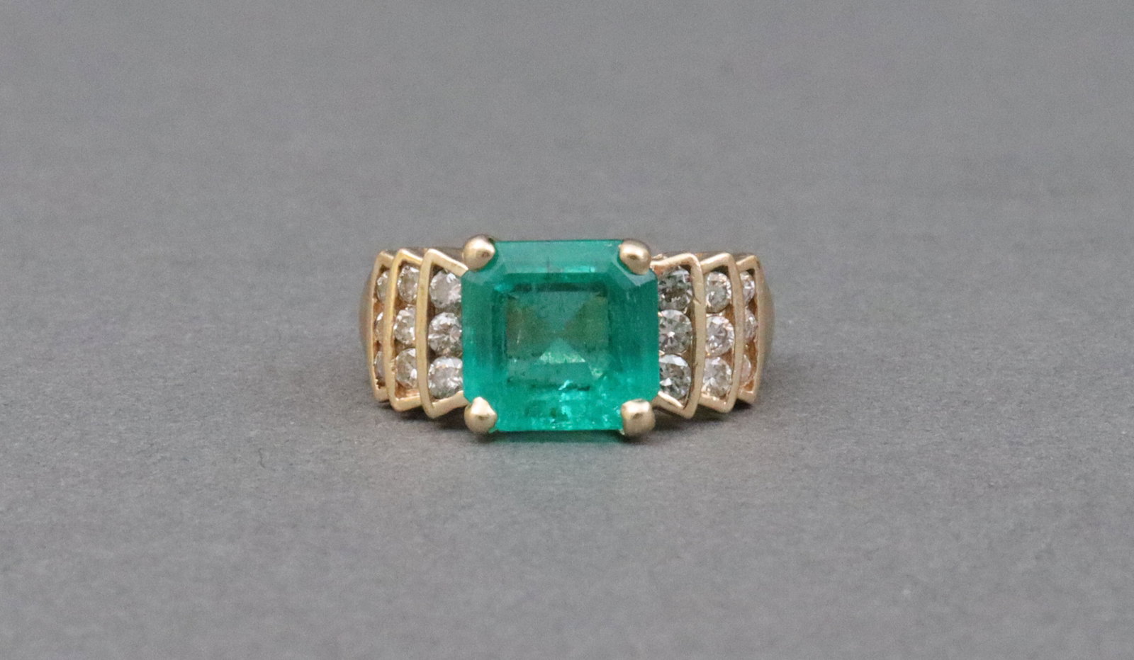 14K EMERALD & DIAMOND WIDE BAND RING (1 of 5)