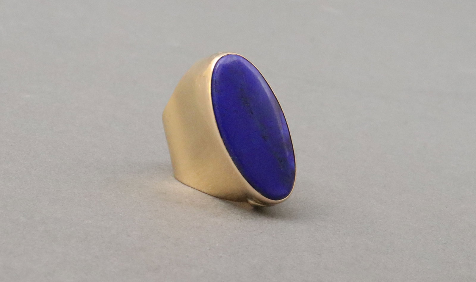 18K BOLD LAPIS LAZULI STATEMENT RING - 2