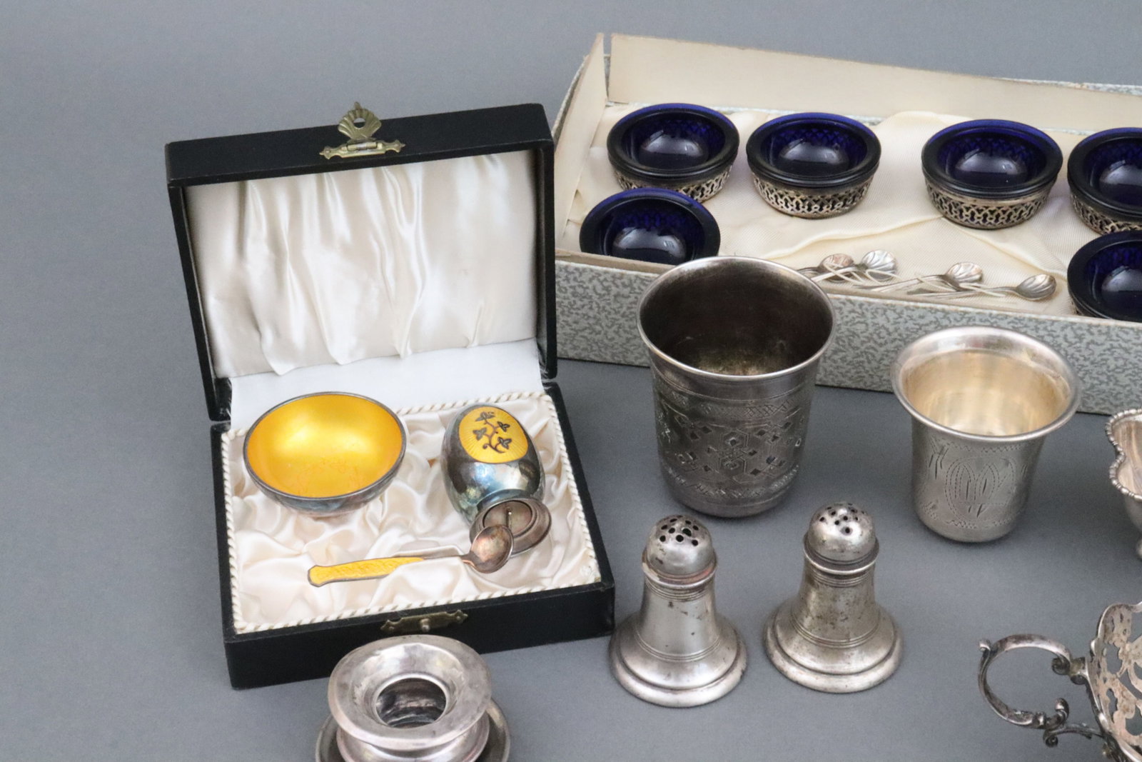 (40) PIECE GROUP VARIOUS STERLING TABLE ARTICLES - 2