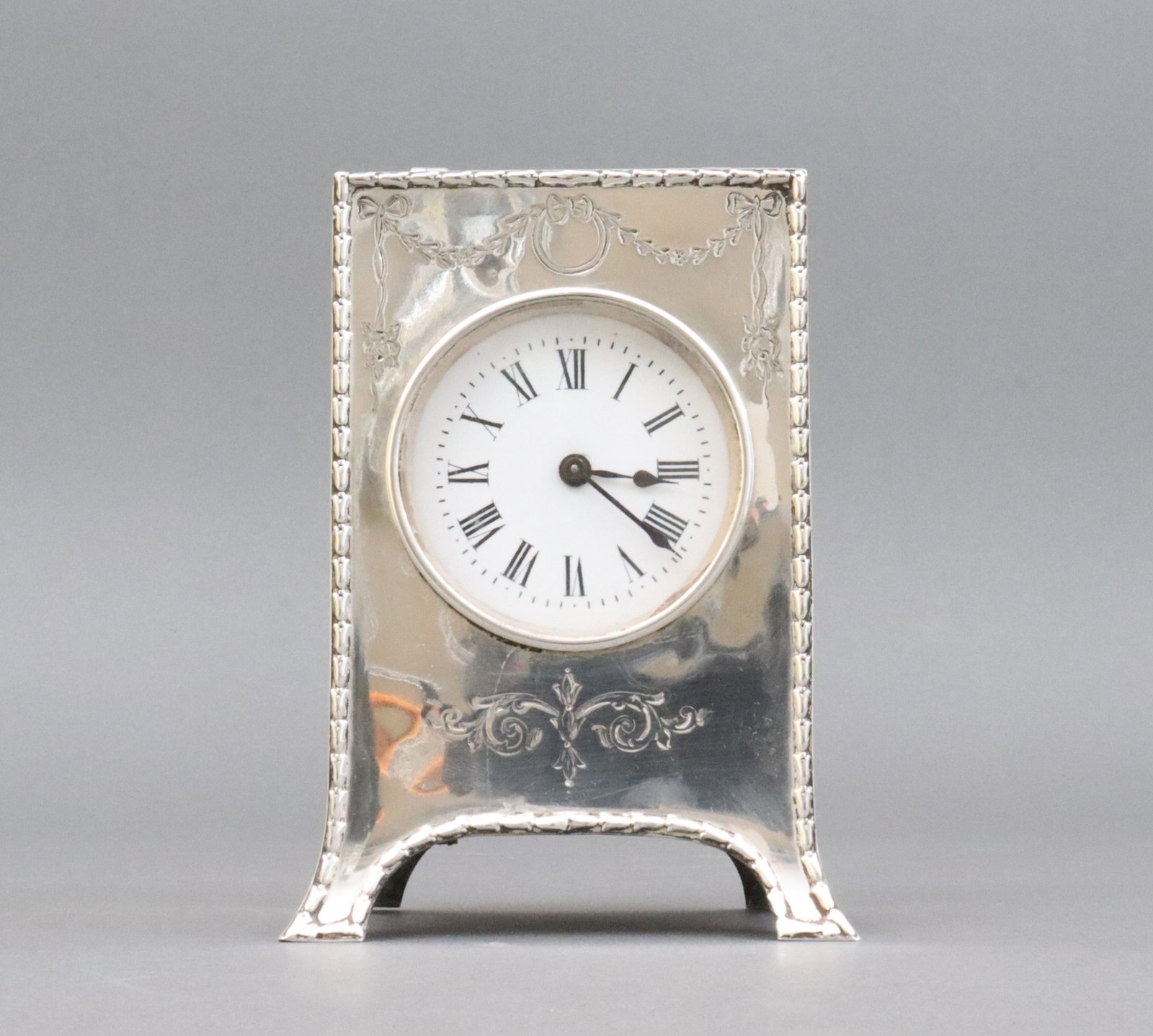 WILLIAM COMYNS BRITISH STERLING BOUDOIR CLOCK - 2