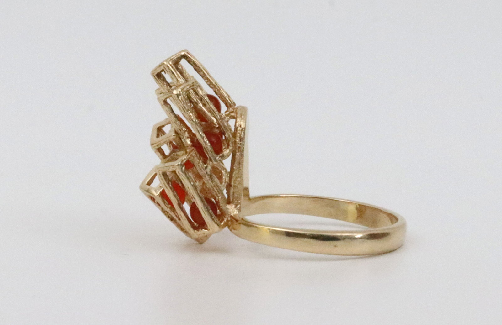 14K BRUTALIST ARCHITECTURAL RING - 4