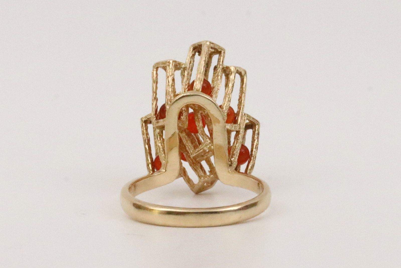 14K BRUTALIST ARCHITECTURAL RING - 5