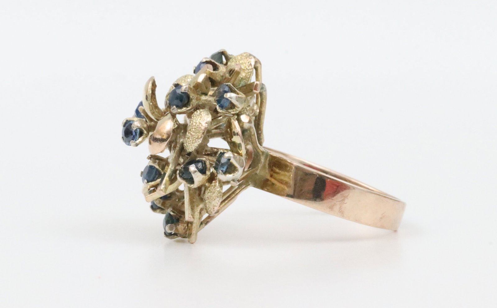 10K SAPPHIRE CLUSTER RING - 3