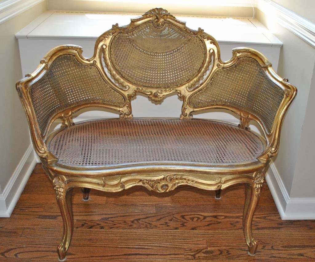 LOUIS XV STYLE GILT & CANED CANAPE: 31x36x16in.