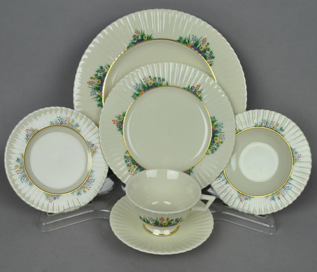 78-PIECE LENOX RUTLEDGE CHINA SERVICE: including 12 each dinner plates, salad plates (one with chip), bread & butter plates, dessert bowls, cups and saucers, a 17" platter, a 13" round service plate (minor wear), two oval vegetables, and a