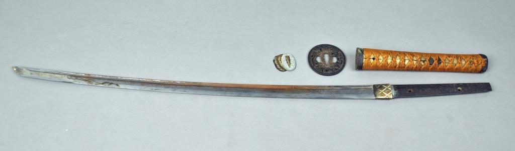 JAPANESE ANTIQUE SAMURAI SWORD: tang signed, attributed to Kashu Ju Fujiwara, Iyehira (or Iehira), slight bend to blade, blade oxidized with chips, wood/leather scabbard in bad condition, overall blade length 34in.