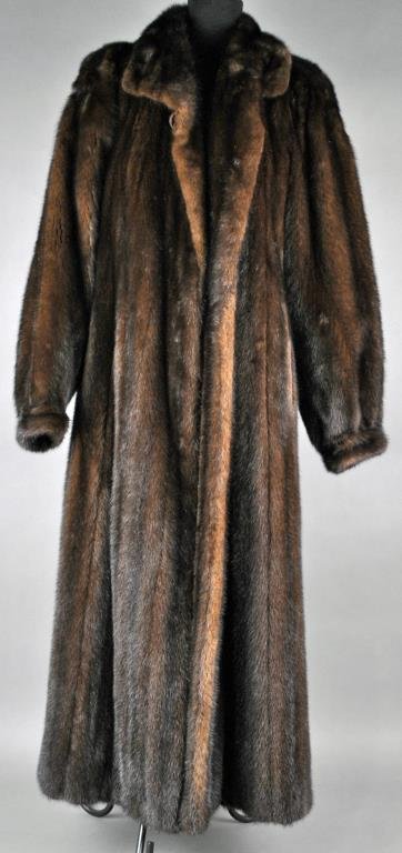 FULL-LENGTH BROWN MINK COAT: small tag reads '8', length 49in., width shoulder-to-shoulder 18in.