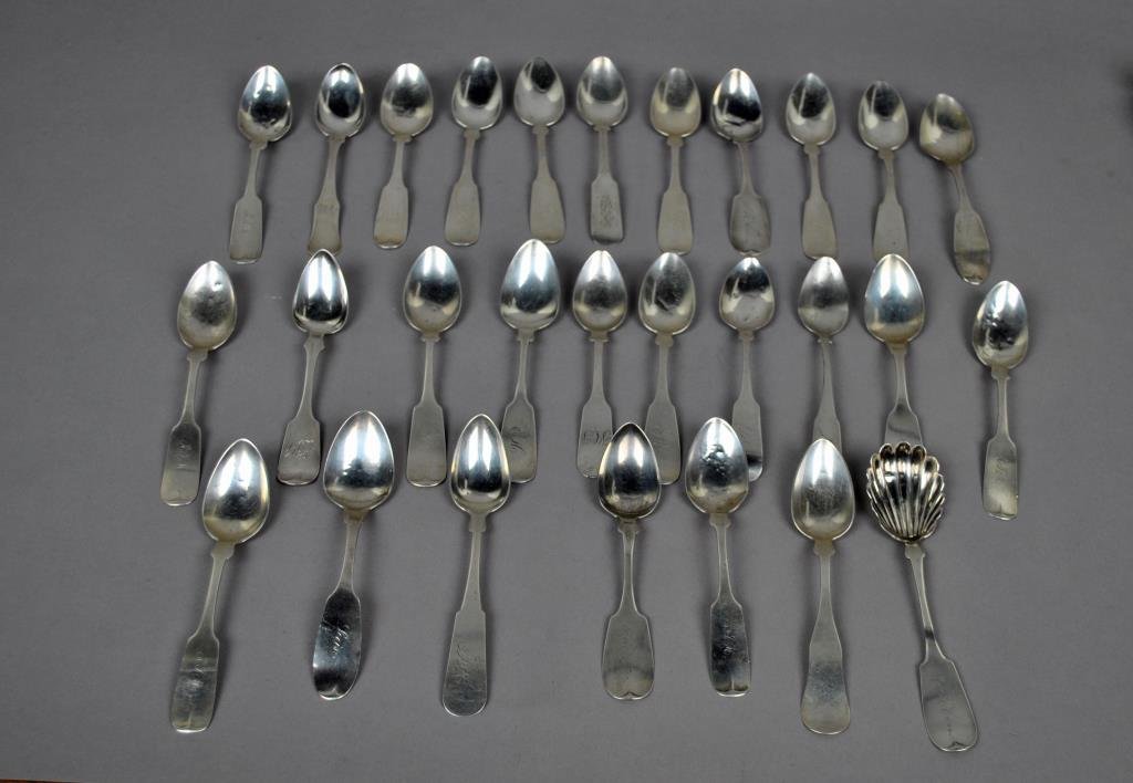 (28) COIN SILVER SPOONS: 27 teaspoons and a sugar shell, Swift, WM L Pitkin, HB Andreson, S. Kirk, R&W Wilson, J. Parker, N&T Foster, etc., 16.2ozt.