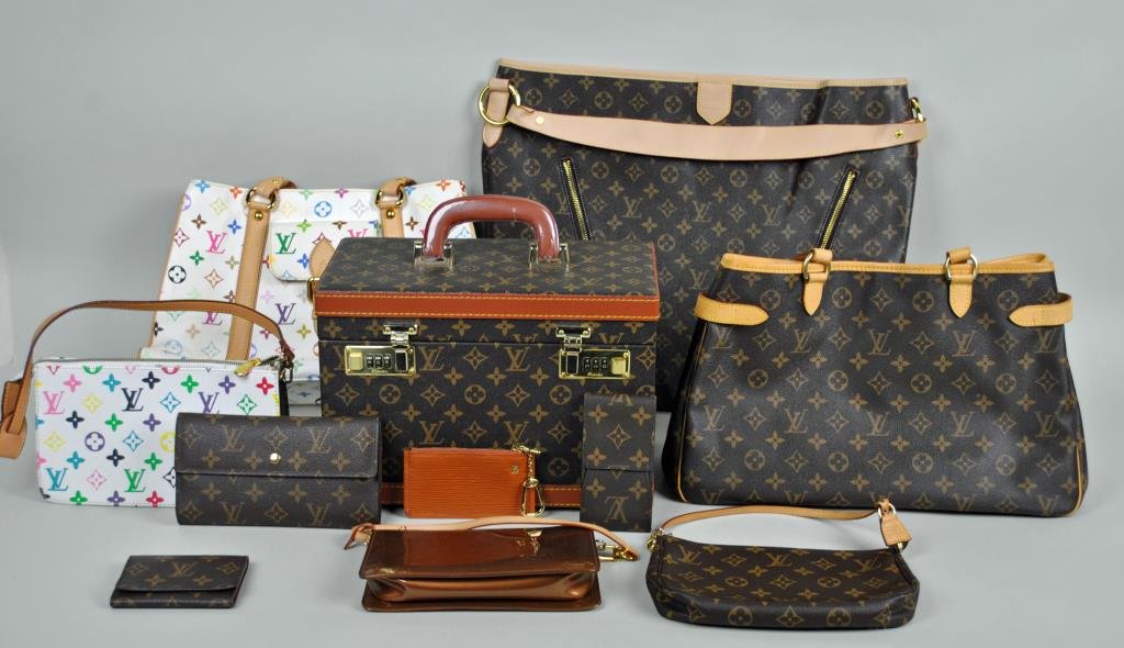 UNAUTHENTICATED LOUIS VUITTON GROUP: including three large bags, three small bags, a jewelry/accessory case, wallet, coin purse, etc., some examples are clearly faux