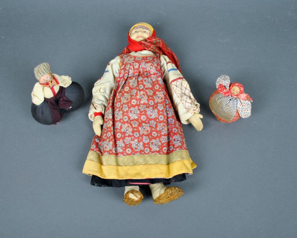 (3) VINTAGE RUSSIAN CLOTH DOLLS: including a 14" doll (one woven shoe as is), and two ball dolls, one marked Soviet Union, tallest 4in.